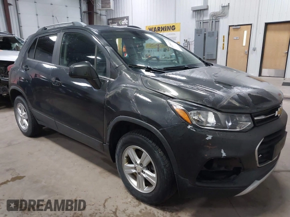 2017 Chevrolet Trax LT z VIN 3GNCJPSB4HL225450, wystawiony jako IAAI lot #42251420 z przebiegiem 54 199 mil mil oraz . Historia ofert i sprzedaży dostępna na DreamBid. Obrazek 1.