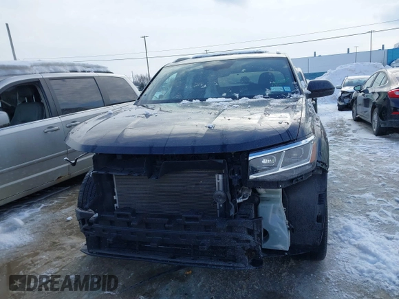 2021 Volkswagen Atlas SE with VIN 1V2KE2CA0MC231882, listed as a IAAI auction lot 41542291 with 37,219 mi miles and . Bid and sale history available at DreamBid. Image 12.
