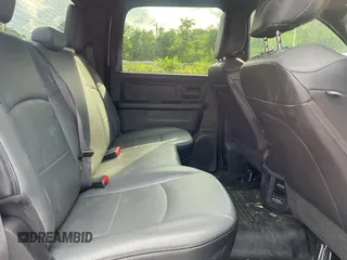 2022 Ram 3500 Tradesman z VIN 3C63RRGL2NG157899, wystawiony jako Copart lot #59051295 z przebiegiem 86 935 mil mil oraz Tytuł czysty. Historia ofert i sprzedaży dostępna na DreamBid. Obrazek 6.