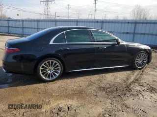 2022 Mercedes-Benz S 580 with VIN W1K6G7GB7NA079745, listed as a Copart auction lot 88759915 with 53,394 mi miles and Clean Title. Bid and sale history available at DreamBid. Image 3.