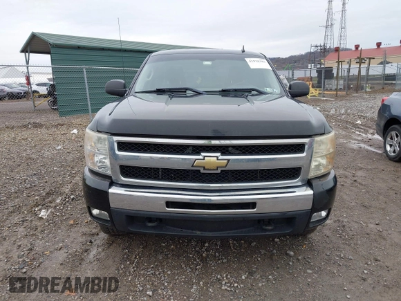 2011 Chevrolet Silverado 1500 LT with VIN 1GCRKSE07BZ441855, listed as a IAAI auction lot 41958383 with 222,990 mi miles and . Bid and sale history available at DreamBid. Image 12.