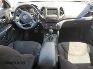 2020 Jeep Cherokee Latitude with VIN 1C4PJMCB2LD619857, listed as a Copart auction lot 52413655 with 170,772 mi miles and Salvage title. Bid and sale history available at DreamBid. Image 8.