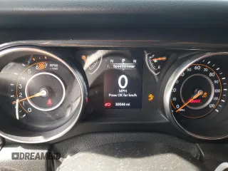 2020 Jeep Wrangler Unlimited Sport Altitude z VIN 1C4HJXDN0LW134426, wystawiony jako Copart lot #58575095 z przebiegiem 30 044 mil mil oraz Szkoda całkowita • Salvage title. Historia ofert i sprzedaży dostępna na DreamBid. Obrazek 9.