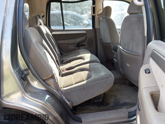 2003 Ford Explorer XLT with VIN 1FMZU63K83ZA92143, listed as a IAAI auction lot 42437278 with 286,800 mi miles and . Bid and sale history available at DreamBid. Image 8.