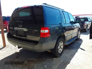 2007 Ford Expedition XLT z VIN 1FMFU155X7LA06840, wystawiony jako IAAI lot #42080826 z przebiegiem 292 950 mil mil oraz . Historia ofert i sprzedaży dostępna na DreamBid. Obrazek 4.