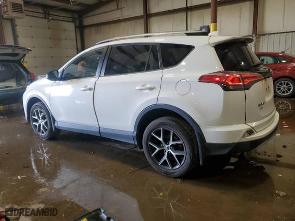 2018 Toyota RAV4 SE with VIN JTMJFREV8JD242461, listed as a Copart auction lot 43917985 with 40,821 mi miles and Salvage Title. Bid and sale history available at carsss.com. Image 2.