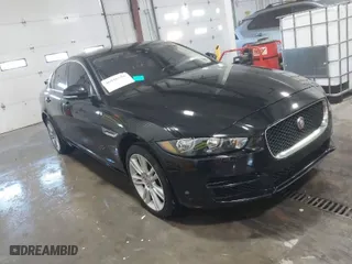 2019 Jaguar XE 25t with VIN SAJAS4FXXKCP52690, listed as a IAAI auction lot 40936551 with NaN miles. Bid and sale history available at carsss.com. Image 1.
