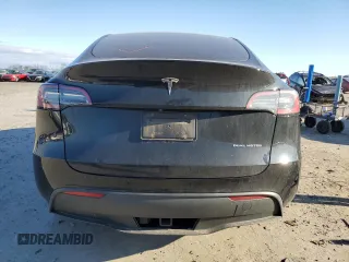 2023 Tesla Model Y Long Range with VIN 7SAYGDEEXPA078937, listed as a Copart auction lot 47095285 with 28,521 mi miles and Salvage Title. Bid and sale history available at DreamBid. Image 6.