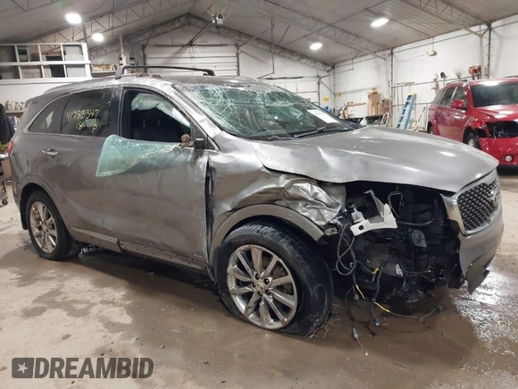 2018 Kia Sorento SX with VIN 5XYPKDA54JG390445, listed as a IAAI auction lot 41755347 with 147,691 mi miles and . Bid and sale history available at carsss.com. Image 1.