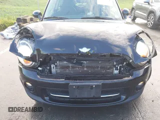 2012 MINI Hardtop with VIN WMWSU3C50CT185690, listed as a IAAI auction lot 42367571 with 63,303 mi miles and . Bid and sale history available at DreamBid. Image 6.