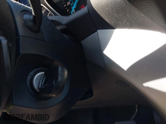 2014 Ford Escape SE with VIN 1FMCU0GX2EUB40356, listed as a IAAI auction lot 42142617 with 156,703 mi miles. Bid and sale history available at carsss.com. Image 11.