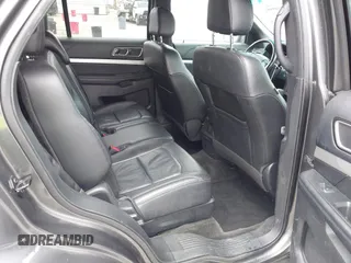 2016 Ford Explorer XLT with VIN 1FM5K7DH8GGB95352, listed as a IAAI auction lot 42118995 with 140,963 mi miles and . Bid and sale history available at carsss.com. Image 8.
