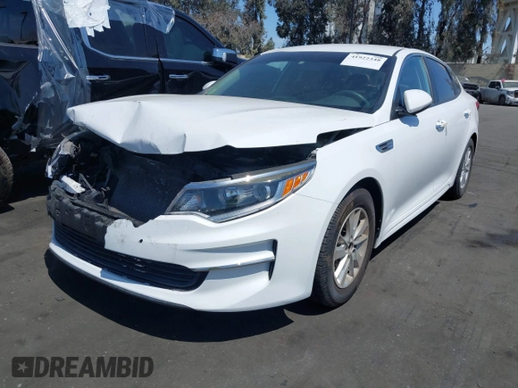 2016 Kia Optima LX with VIN 5XXGT4L37GG121295, listed as a IAAI auction lot 41922348 with 82,238 mi miles. Bid and sale history available at carsss.com. Image 18.