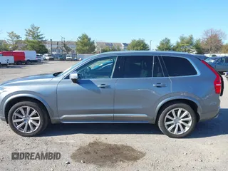 2016 Volvo XC90 T6 Inscription with VIN YV4A22PL4G1059807, listed as a IAAI auction lot 41863367 with 80,582 mi miles. Bid and sale history available at carsss.com. Image 14.
