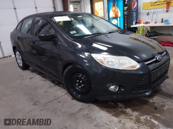 2012 Ford Focus SE с VIN 1FAHP3F22CL394151, выставлен на аукционе IAAI как лот 42146644 с пробегом 79 433 миль миль и . История ставок и продаж доступна на DreamBid. Изображение 1.