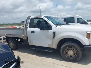 2019 Ford Super Duty F-250 SRW XL with VIN 1FDBF2A69KED44630, listed as a IAAI auction lot 42127168 with 70,738 mi miles. Bid and sale history available at carsss.com. Image 13.