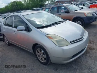 2004 Toyota Prius with VIN JTDKB20U140043642, listed as a IAAI auction lot 42116362 with 192,987 mi miles. Bid and sale history available at carsss.com. Image 1.