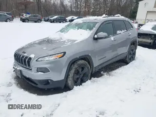 2018 Jeep Cherokee Latitude Tech Connect with VIN 1C4PJMCB3JD529713, listed as a IAAI auction lot 41007827 with 70,126 mi miles and . Bid and sale history available at DreamBid. Image 2.