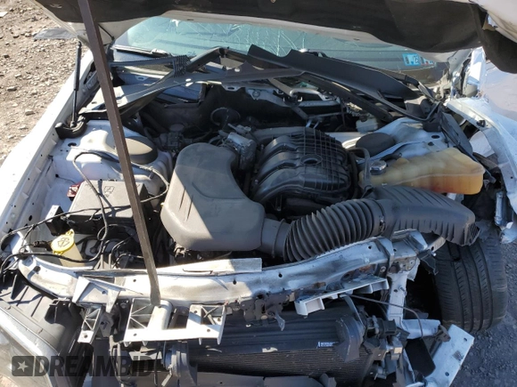 2013 Chrysler 300 with VIN 2C3CCABGXDH739421, listed as a Copart auction lot 47422055 with 117,364 mi miles and Salvage Title. Bid and sale history available at carsss.com. Image 11.