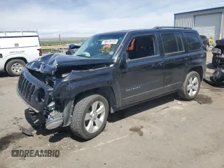 2014 Jeep Patriot Latitude z VIN 1C4NJPFB9ED893452, wystawiony jako Copart lot #55419175 z przebiegiem 93 830 mil mil oraz Szkoda całkowita • Salvage title. Historia ofert i sprzedaży dostępna na DreamBid. Obrazek 1.