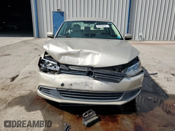 2013 Volkswagen Jetta SE with VIN 3VWDX7AJ9DM232772, listed as a Copart auction lot 61648835 with 158,291 mi miles and Salvage title. Bid and sale history available at DreamBid. Image 5.