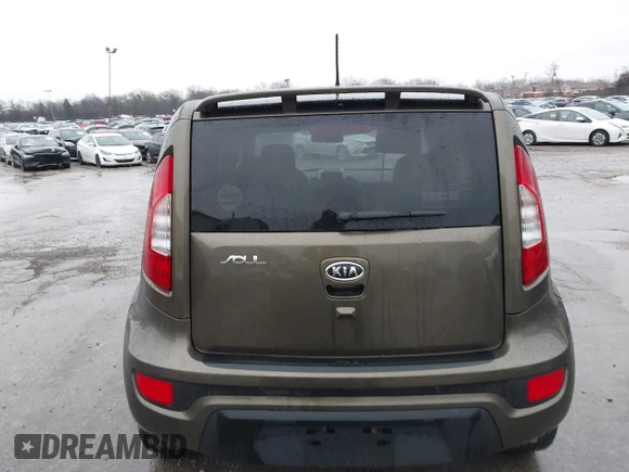 2012 Kia Soul + with VIN KNDJT2A67C7426869, listed as a IAAI auction lot 41941698 with 117,815 mi miles. Bid and sale history available at carsss.com. Image 17.