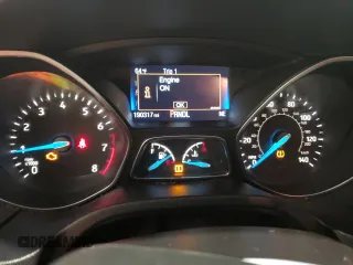 2015 Ford Focus SE with VIN 1FADP3F28FL310689, listed as a Copart auction lot 44256105 with 190,317 mi miles and Clean Title. Bid and sale history available at carsss.com. Image 9.