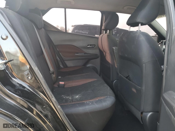 2018 Nissan Kicks SR with VIN 3N1CP5CUXJL528981, listed as a Copart auction lot 49956335 with 0 mi miles and Salvage Title. Bid and sale history available at carsss.com. Image 11.