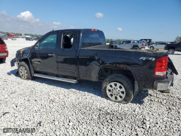 2013 GMC Sierra 2500HD SLE with VIN 1GT220C85DZ128790, listed as a Copart auction lot 73482384 with 125,087 mi miles and Clean Title. Bid and sale history available at carsss.com. Image 2.