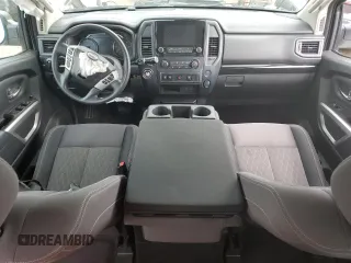 2023 Nissan Titan SV с VIN 1N6AA1EE2PN111512, выставлен на аукционе Copart как лот 57320295 с пробегом 38 921 миль миль и Списание • Salvage title. История ставок и продаж доступна на DreamBid. Изображение 8.