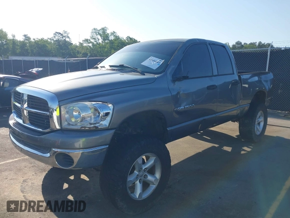 2007 Dodge 1500 SLT with VIN 1D7HU18237J580681, listed as a IAAI auction lot 42054665 with 264,010 mi miles. Bid and sale history available at carsss.com. Image 2.