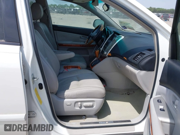 2008 Lexus RX 350 z VIN 2T2GK31U48C055995, wystawiony jako IAAI lot #42034760 z przebiegiem 110 821 mil mil oraz . Historia ofert i sprzedaży dostępna na DreamBid. Obrazek 5.
