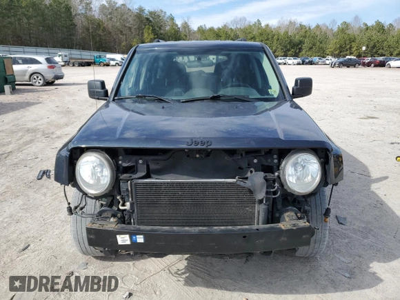 2015 Jeep Patriot Altitude with VIN 1C4NJRBBXFD259036, listed as a Copart auction lot 47502655 with 278,199 mi miles and Salvage title. Bid and sale history available at DreamBid. Image 5.