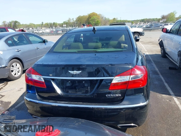 2013 Hyundai Genesis 3.8L with VIN KMHGC4DD3DU221080, listed as a IAAI auction lot 41931903 with 136,532 mi miles and . Bid and sale history available at DreamBid. Image 16.