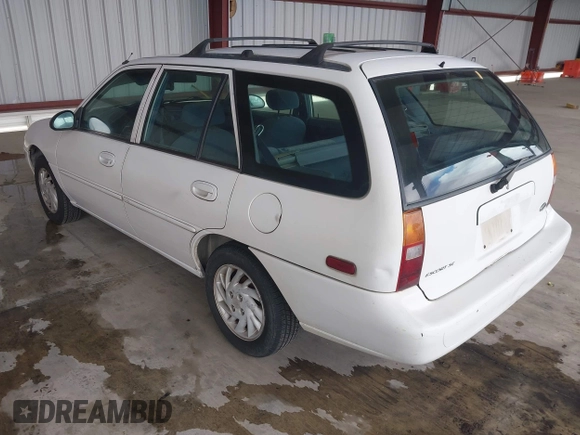 1999 Ford Escort SE with VIN 3FAFP15P3XR186800, listed as a IAAI auction lot 42125516 with 166,270 mi miles. Bid and sale history available at carsss.com. Image 3.