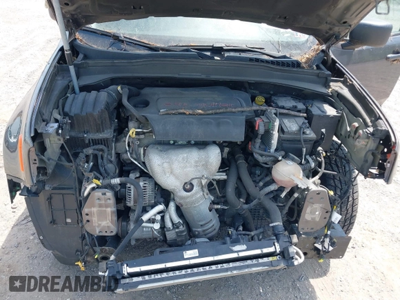 2017 Jeep Renegade Sport with VIN ZACCJBAB7HPG36829, listed as a IAAI auction lot 39881153 with 124,471 mi miles and . Bid and sale history available at carsss.com. Image 10.