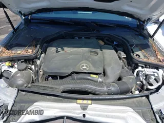 2019 Mercedes-Benz C 300 z VIN 55SWF8EB3KU297396, wystawiony jako IAAI lot #42064934 z przebiegiem 74 926 mil mil oraz . Historia ofert i sprzedaży dostępna na DreamBid. Obrazek 10.