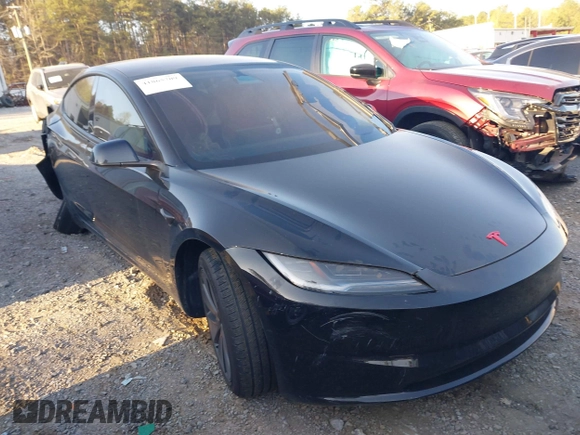2024 Tesla Model 3 z VIN 5YJ3E1EA8RF728301, wystawiony jako IAAI lot #41865709 z przebiegiem 35 791 mil mil oraz . Historia ofert i sprzedaży dostępna na DreamBid. Obrazek 1.