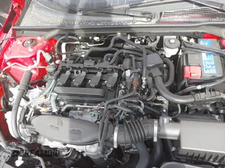 2025 Honda Civic Si z VIN 2HGFE1E57SH474212, wystawiony jako IAAI lot #41847806 z przebiegiem 1 003 mil mil oraz . Historia ofert i sprzedaży dostępna na DreamBid. Obrazek 10.