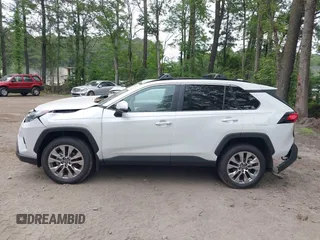 2025 Toyota RAV4 XLE Premium with VIN 2T3A1RFV9SW532080, listed as a IAAI auction lot 42420248 with 323 mi miles and . Bid and sale history available at DreamBid. Image 14.