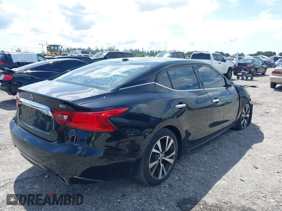 2017 Nissan Maxima SV z VIN 1N4AA6AP8HC400663, wystawiony jako IAAI lot #40285351 z przebiegiem 72 583 mil mil oraz . Historia ofert i sprzedaży dostępna na DreamBid. Obrazek 4.