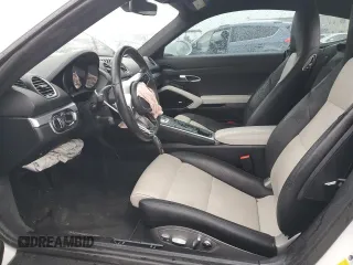 2018 Porsche 718 Cayman z VIN WP0AA2A82JK260195, wystawiony jako Copart lot #38854154 z przebiegiem 27 381 mil mil oraz . Historia ofert i sprzedaży dostępna na DreamBid. Obrazek 7.