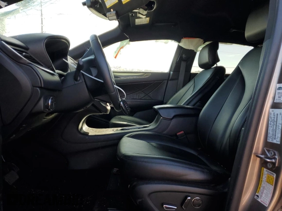 2018 Lincoln MKC Premiere with VIN 5LMCJ1D99JUL12992, listed as a Copart auction lot 73115294 with 86,612 mi miles and Salvage title. Bid and sale history available at DreamBid. Image 7.