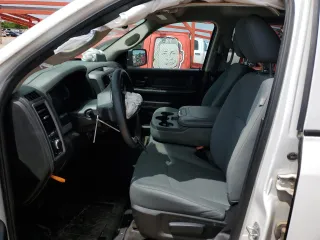 2019 Ram 1500 Classic Tradesman with VIN 1C6RR6FT4KS742062, listed as a Copart auction lot 53938094 with 117,216 mi miles and Salvage Title. Bid and sale history available at carsss.com. Image 7.