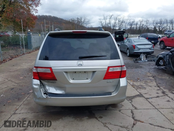 2006 Honda Odyssey EX-L with VIN 5FNRL38656B401515, listed as a IAAI auction lot 40887899 with 241,327 mi miles. Bid and sale history available at carsss.com. Image 16.