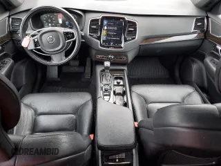 2018 Volvo XC90 Momentum with VIN YV4A22PK0J1211421, listed as a Copart auction lot 47730625 with 63,101 mi miles and Salvage Title. Bid and sale history available at carsss.com. Image 8.