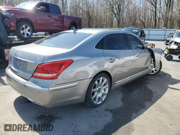 2011 Hyundai Equus Signature with VIN KMHGH4JF0BU029412, listed as a Copart auction lot 51437125 with 89,795 mi miles and Salvage title. Bid and sale history available at DreamBid. Image 3.