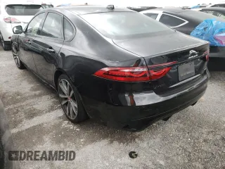 2021 Jaguar XF R-Dynamic SE with VIN SAJBL4GXXMCY88627, listed as a Copart auction lot 62762012 with 0 mi miles. Bid and sale history available at carsss.com. Image 3.