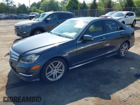 2013 Mercedes-Benz C 300 Sport с VIN WDDGF8AB2DG072641, выставлен на аукционе IAAI как лот 42622409 с пробегом 96 832 миль миль и . История ставок и продаж доступна на DreamBid. Изображение 17.