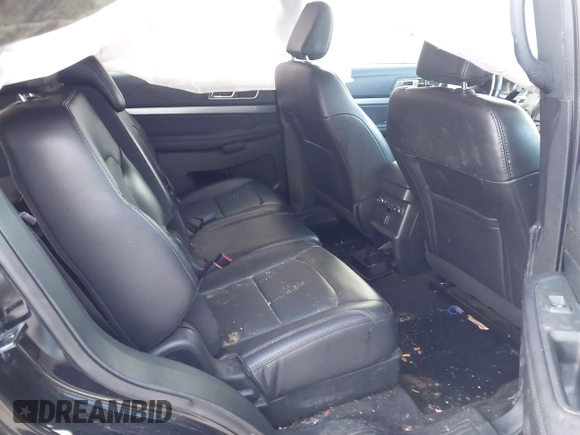 2018 Ford Explorer XLT z VIN 1FM5K8D85JGC21810, wystawiony jako IAAI lot #42269512 z przebiegiem 68 533 mil mil oraz . Historia ofert i sprzedaży dostępna na DreamBid. Obrazek 8.